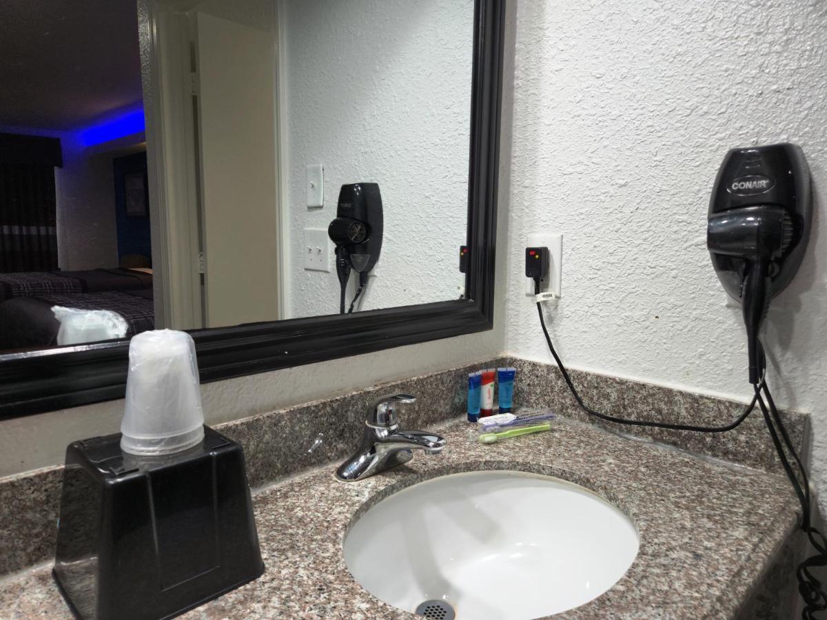 Express Inn Tomball Ngoại thất bức ảnh