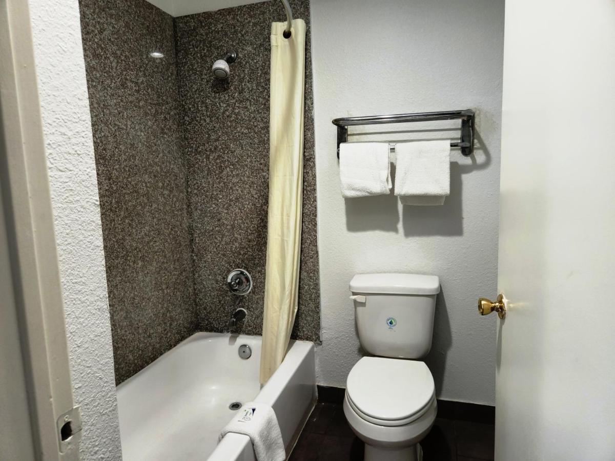 Express Inn Tomball Ngoại thất bức ảnh