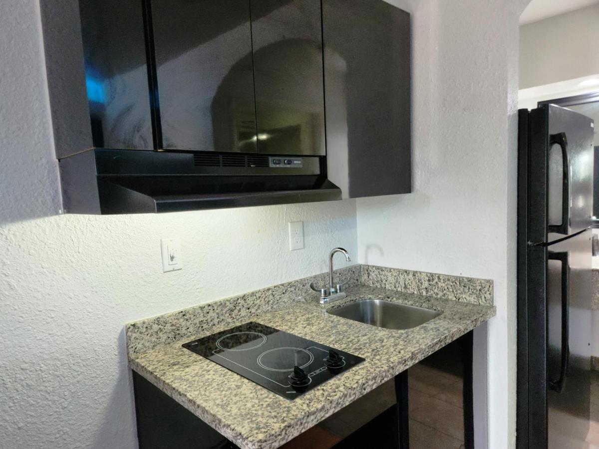Express Inn Tomball Ngoại thất bức ảnh
